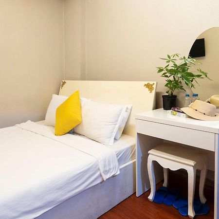 Crowne Bui Vien Hotel TP. Hồ Chí Minh Ngoại thất bức ảnh