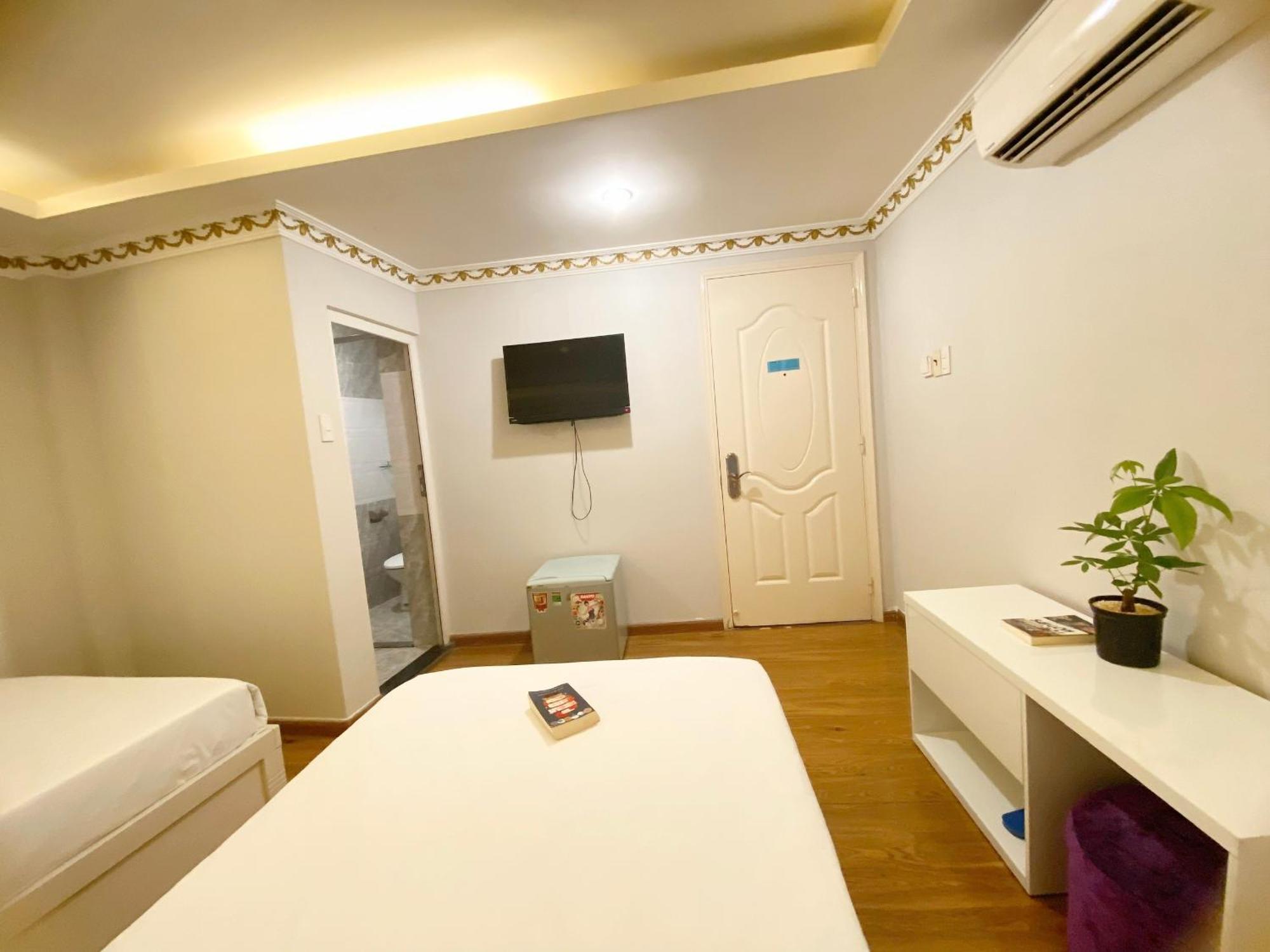 Crowne Bui Vien Hotel TP. Hồ Chí Minh Phòng bức ảnh